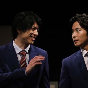 猪野広樹の”完璧な”百貨店マンに事件？　舞台「上にいきたくないデパート」開幕【ゲネレポ】 イメージ画像