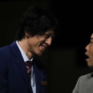 猪野広樹の”完璧な”百貨店マンに事件？　舞台「上にいきたくないデパート」開幕【ゲネレポ】 イメージ画像