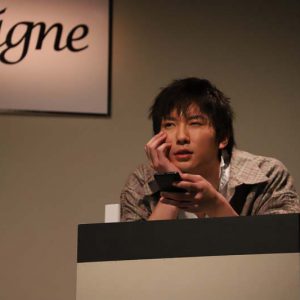 猪野広樹の”完璧な”百貨店マンに事件？　舞台「上にいきたくないデパート」開幕【ゲネレポ】 イメージ画像