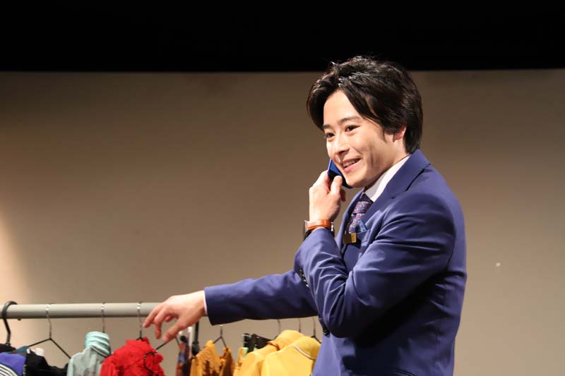 猪野広樹の”完璧な”百貨店マンに事件？　舞台「上にいきたくないデパート」開幕【ゲネレポ】 イメージ画像