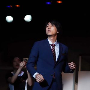 猪野広樹の”完璧な”百貨店マンに事件？　舞台「上にいきたくないデパート」開幕【ゲネレポ】 イメージ画像