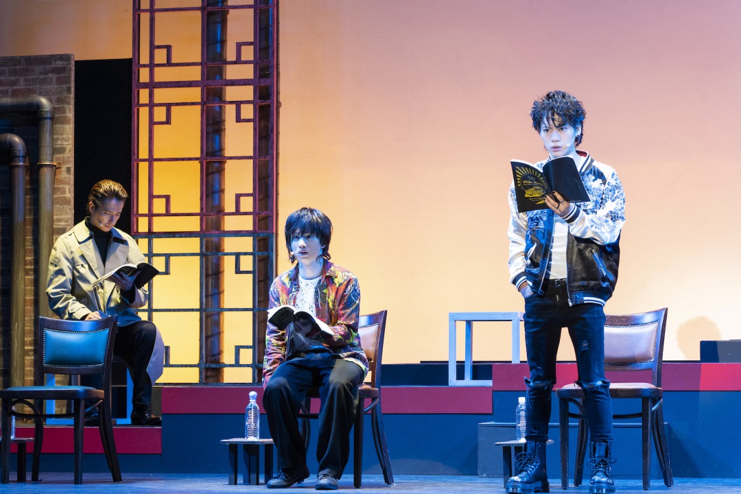 佐藤流司“最強のハマリ役”と植田圭輔が絶賛、朗読劇「私立探偵 濱マイク」開幕 イメージ画像