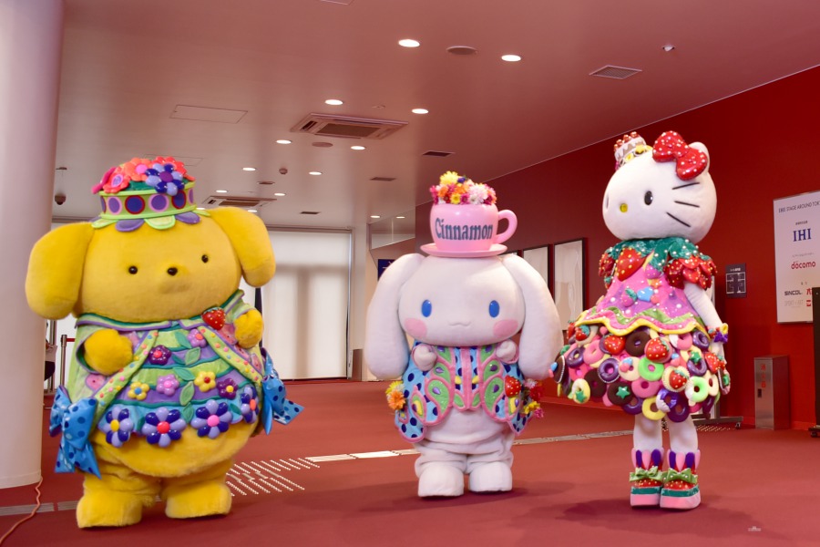 “ミラギフ”がミュージカル化、サンリオが贈るKawaiiの世界『From Hello Kitty』レポート イメージ画像