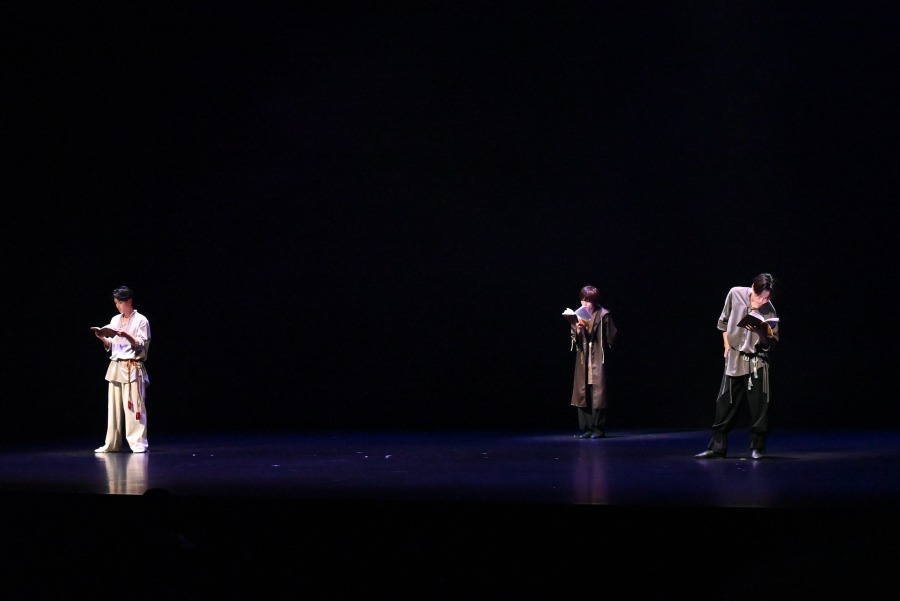 【独占インタビュー】黒羽麻璃央・染谷俊之・牧島 輝が一夜限りの豪華共演　読み語り『スサノオ異伝』 イメージ画像