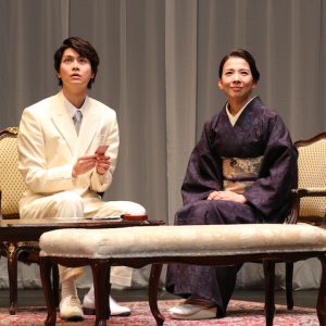 霧矢大夢・多和田任益ら出演『薔薇と海賊』が開幕　三島由紀夫が描く童話作家の純愛 イメージ画像