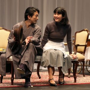 霧矢大夢・多和田任益ら出演『薔薇と海賊』が開幕　三島由紀夫が描く童話作家の純愛 イメージ画像