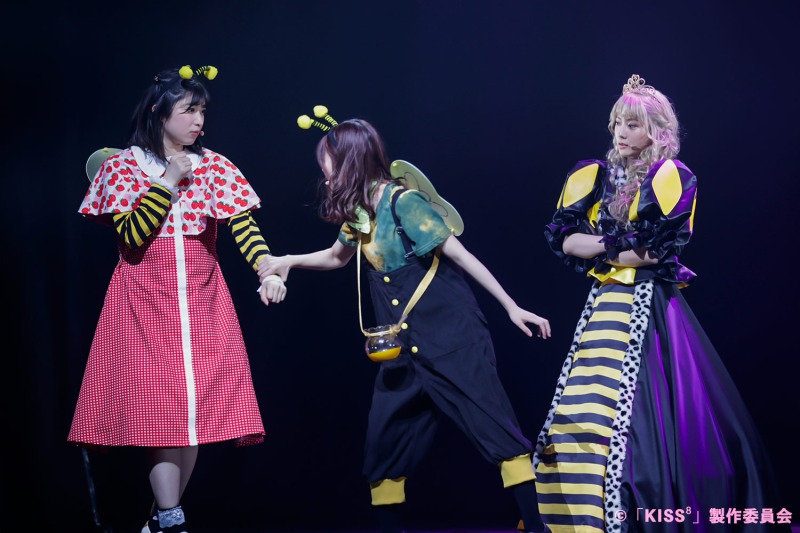 AKB48チーム8、結成8周年記念舞台「KISS⁸」開幕　舞台写真＆坂口渚沙らのコメント公開 イメージ画像