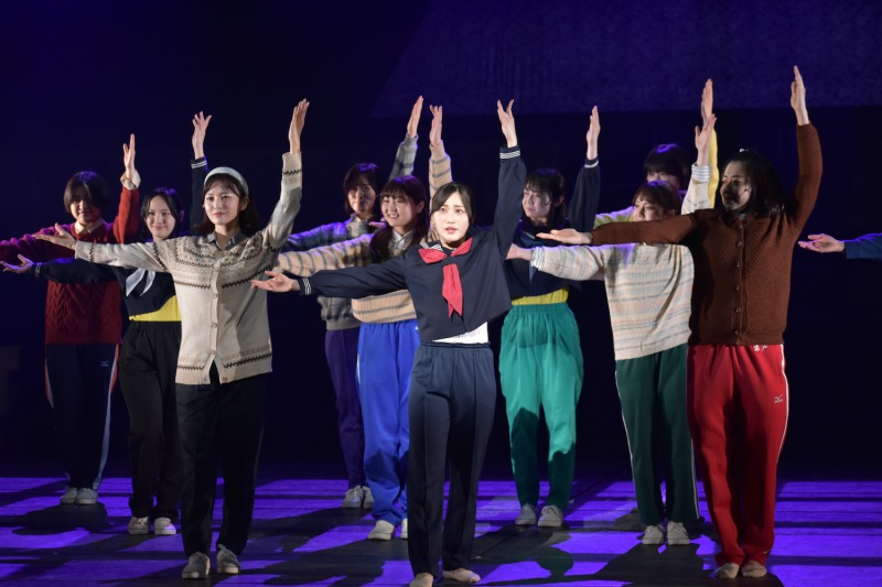 日向坂46・潮紗理菜「常夏の太陽のような舞台を―」　『フラガール』開幕レポート イメージ画像