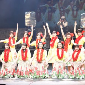 日向坂46・潮紗理菜「常夏の太陽のような舞台を―」　『フラガール』開幕レポート イメージ画像