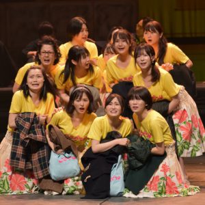 日向坂46・潮紗理菜「常夏の太陽のような舞台を―」　『フラガール』開幕レポート イメージ画像
