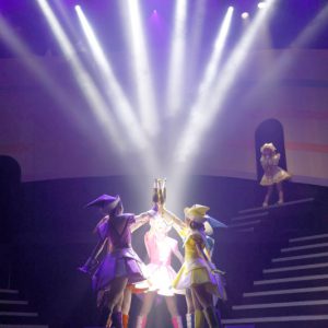 おジャ魔女たちが集合　≠MEと「おジャ魔女どれみドッカ〜ン！」コラボ舞台が開幕 イメージ画像