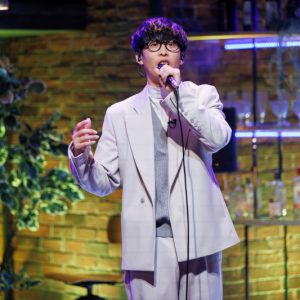 加藤和樹、DISH//「猫」や尾崎紀世彦「また逢う日まで」を歌唱　ミュージックバー「エンタス」で イメージ画像