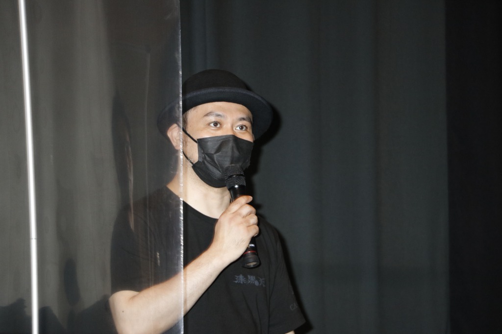 荒木宏文「いろんなタイミングで見るといろんな答えが出てくる」　映画『漆黒天』大ヒット御礼舞台挨拶レポート イメージ画像