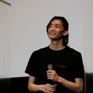 荒木宏文「いろんなタイミングで見るといろんな答えが出てくる」　映画『漆黒天』大ヒット御礼舞台挨拶レポート イメージ画像