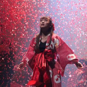 浜中文一＆桜井日奈子、本気でふざけて恋する　末満健一の大阪版ロミジュリ「富美男と夕莉子」開幕 イメージ画像