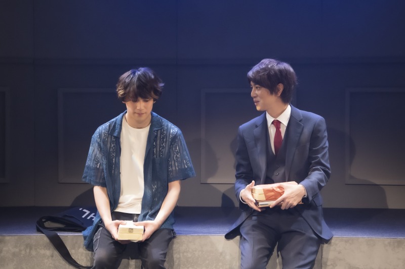 舞台「2.5次元ナビ！シアター～Show Must Go On～」開幕　ゲネプロ公演写真＆出演者コメントが到着 イメージ画像