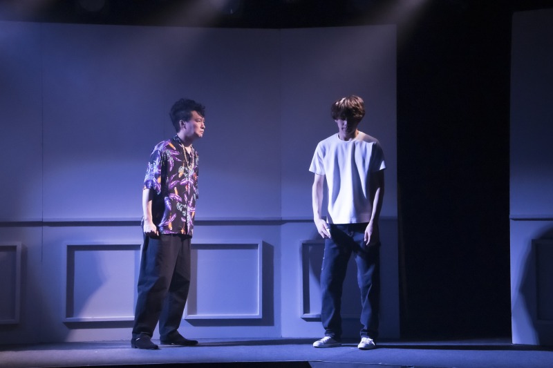 舞台「2.5次元ナビ！シアター～Show Must Go On～」開幕　ゲネプロ公演写真＆出演者コメントが到着 イメージ画像
